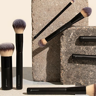 The Best Foundation Brushes To Use With Mineral Makeup